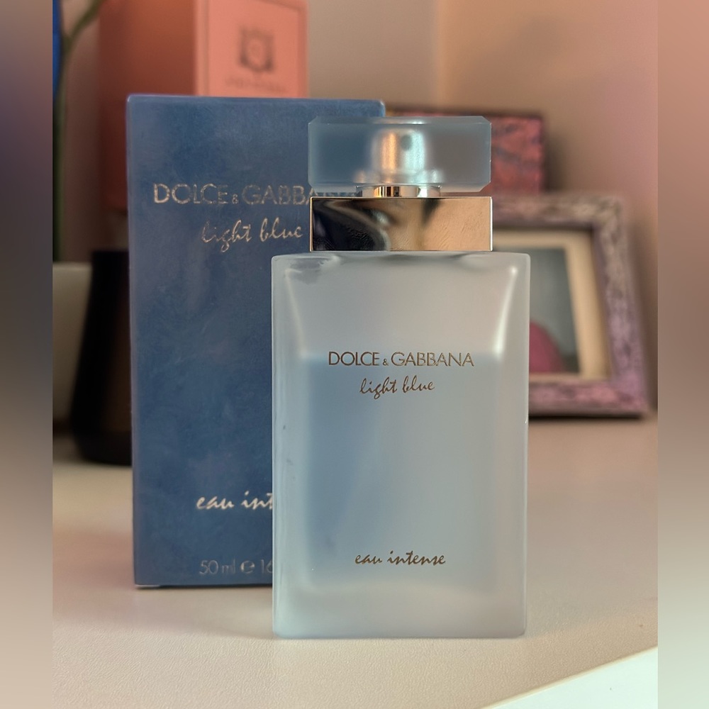 Dolce & Gabanna Light Blue Intense Pour Femme